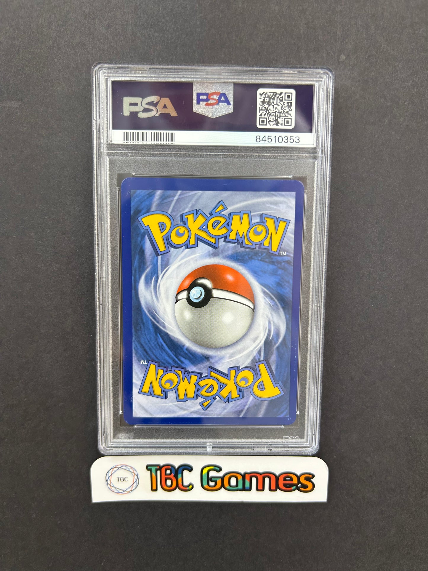 Umbreon GX Sun & Moon Base 80/149 PSA 8