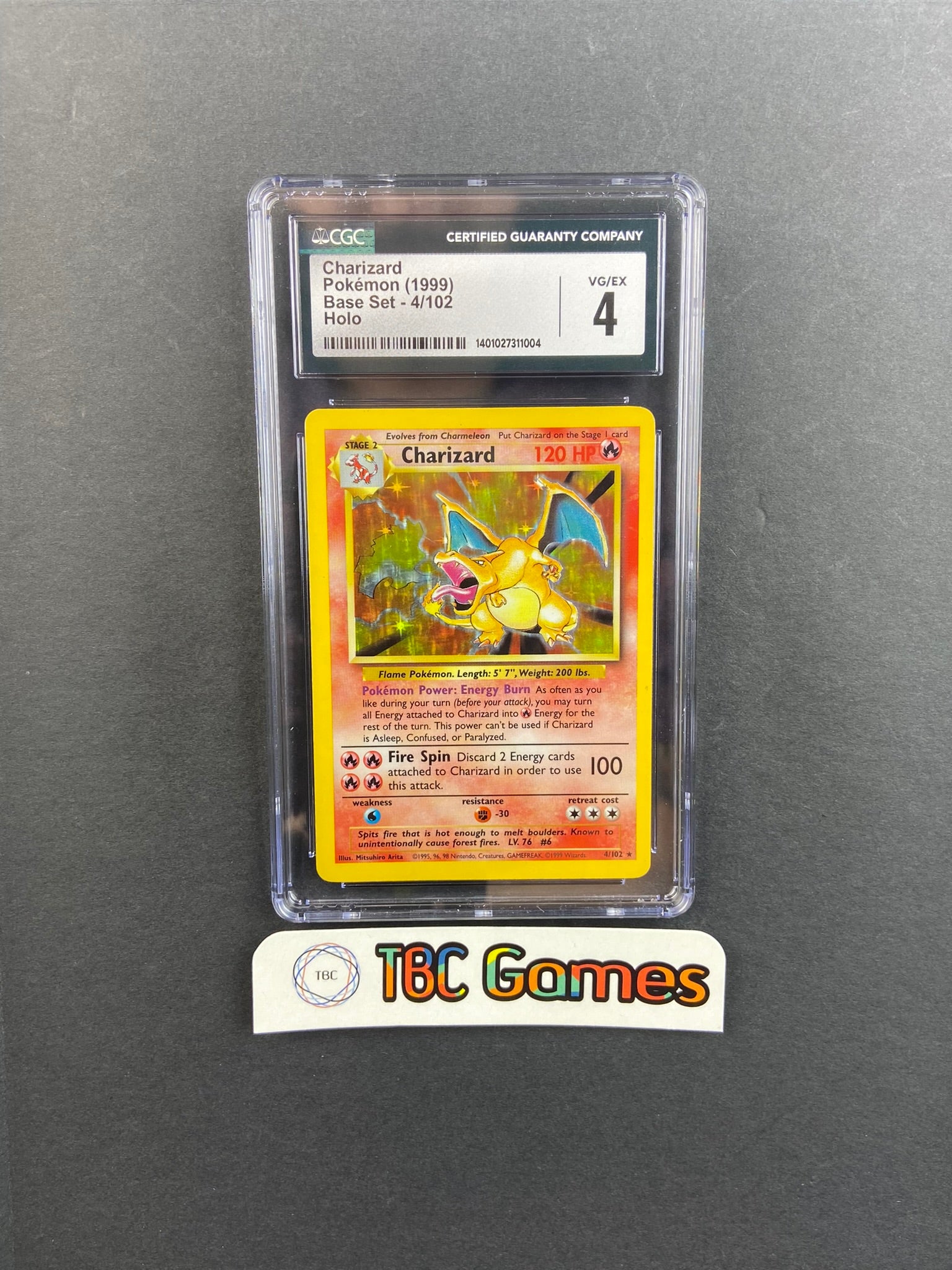 charizard holographic card 4 102 PSA 8 NM - MT