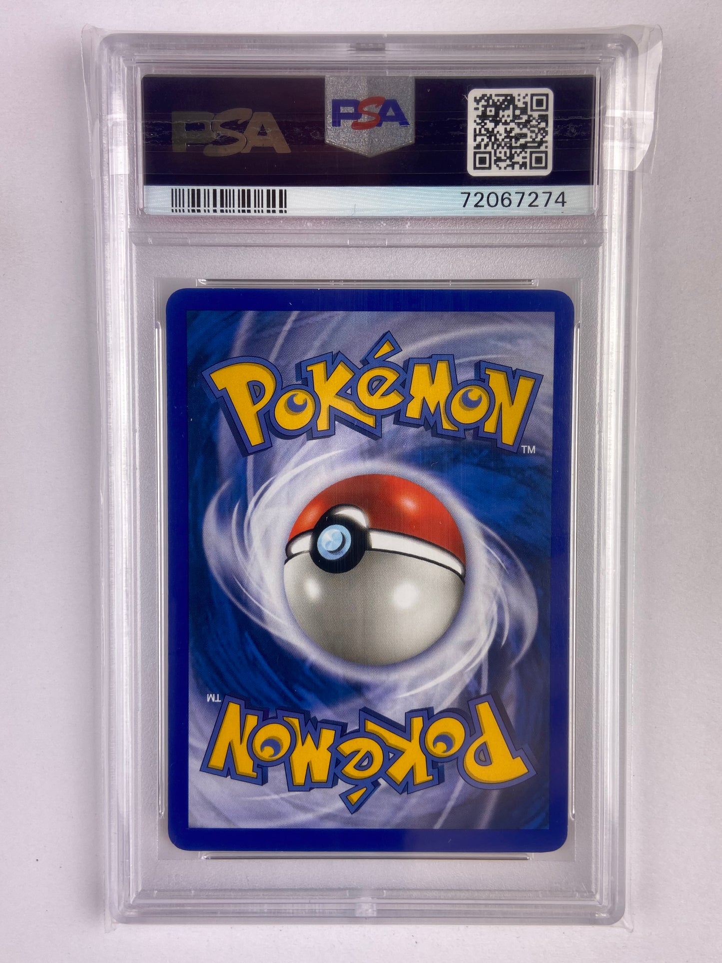 Magneton Aquapolis Holo H16/H32 PSA 9