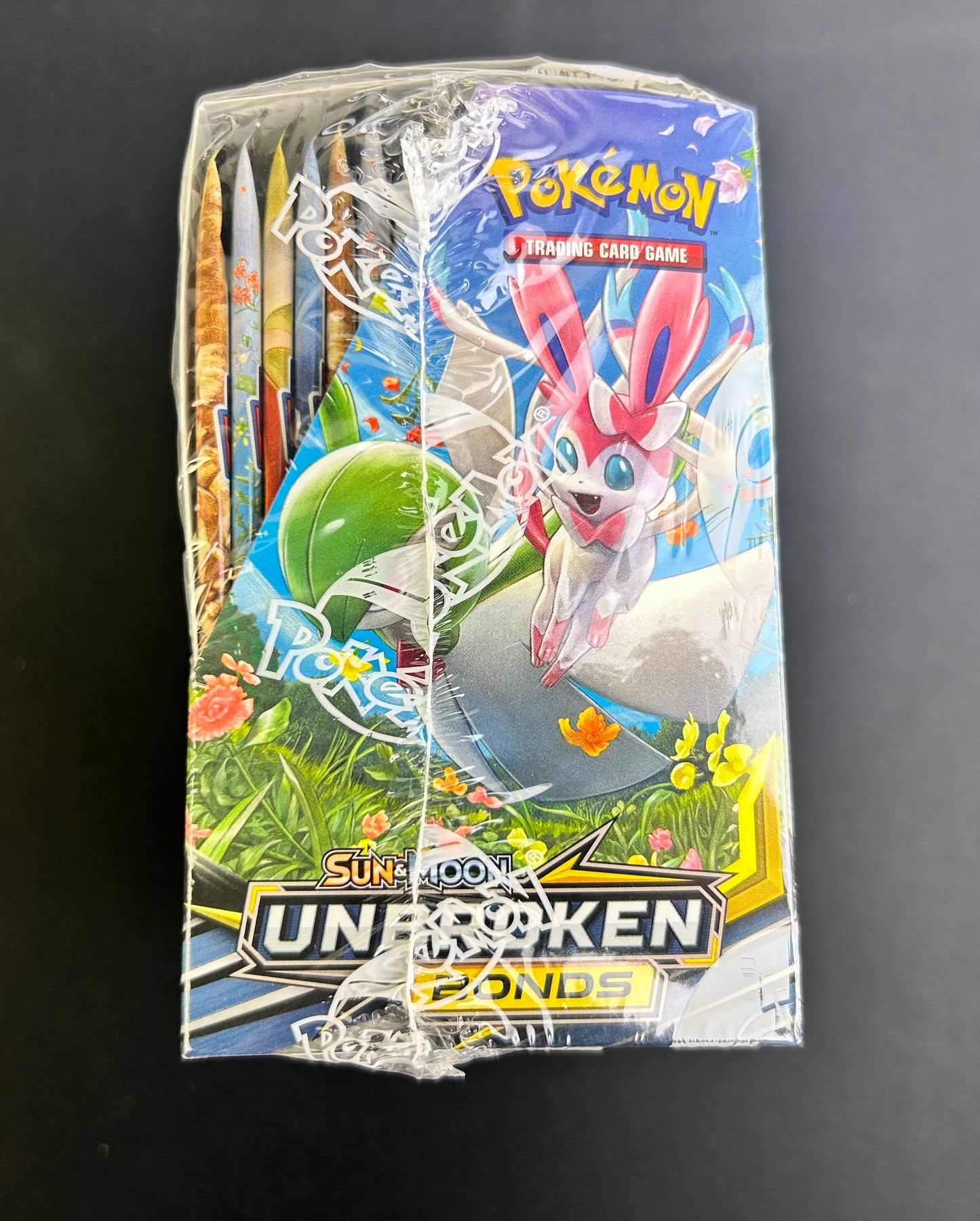 Pokemon TCG: Sun & Moon - Unbroken Bonds Booster Box