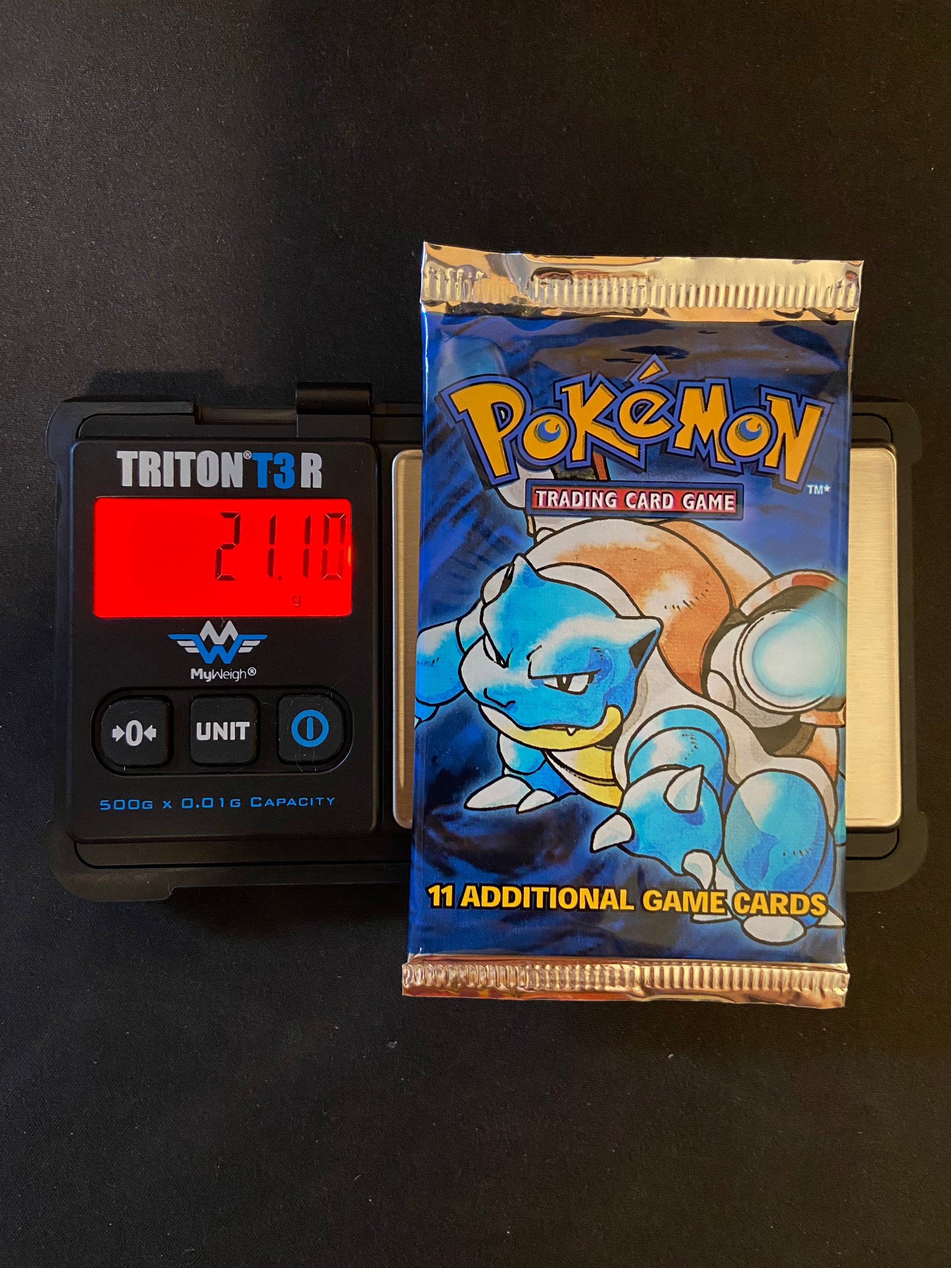 Pokemon TCG: POTENTIAL HEAVY Base Set Unlimited Booster Pack (Blastoise) Pokemon TCG: POTENTIAL HEAVY Base Set Unlimited Booster Pack (Blastoise)
