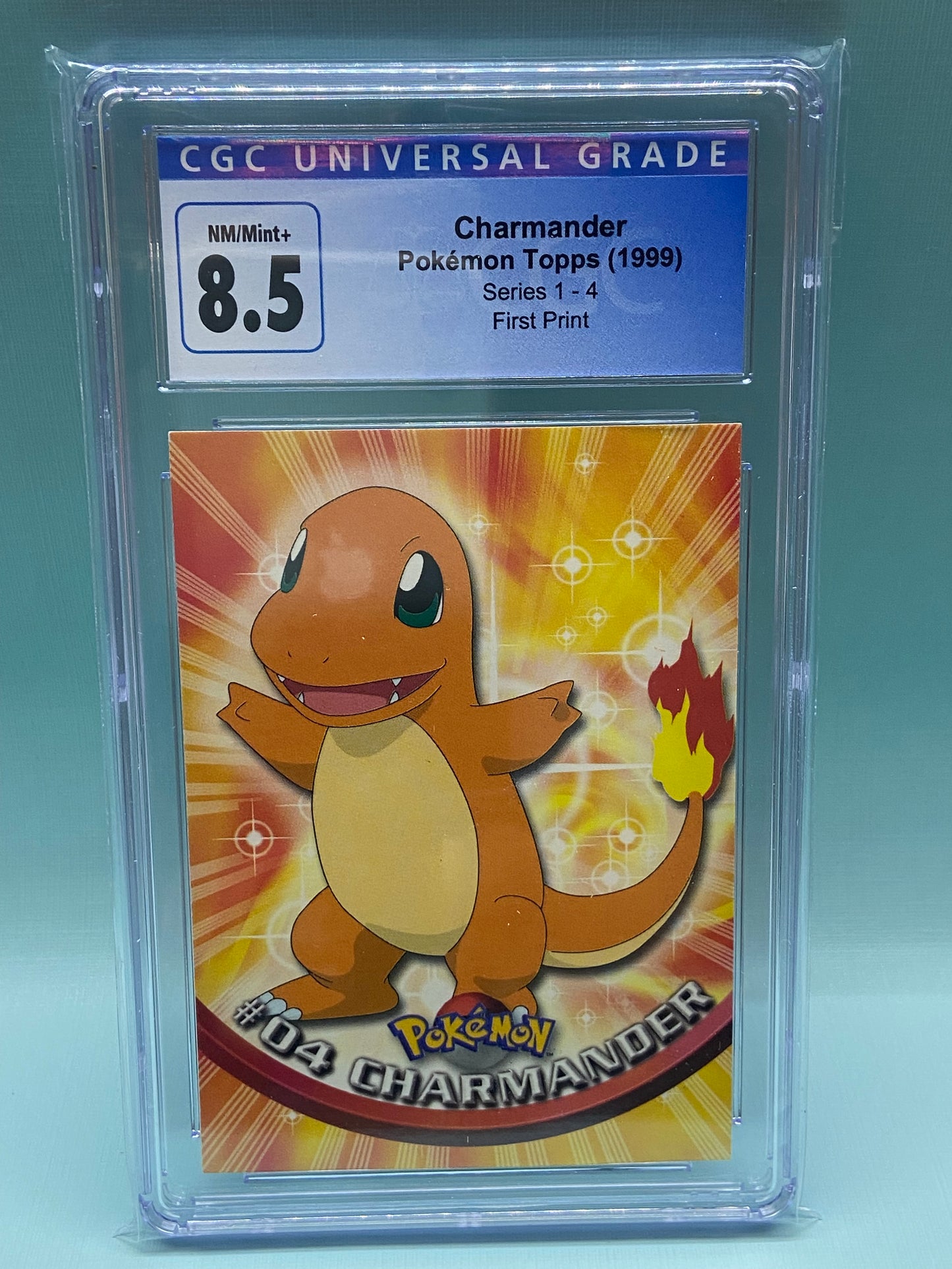 Charmander Topps Series 1 First Print #4 CGC 8.5