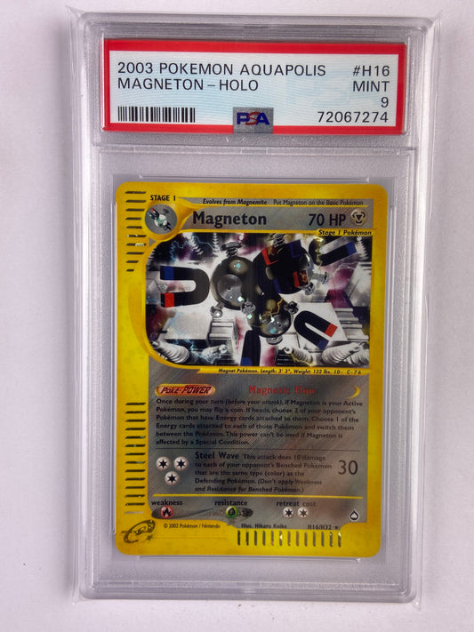 Magneton Aquapolis Holo H16/H32 PSA 9